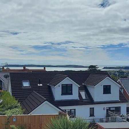 Sea Crest, Beautiful Home In Tenby With Sea Views Exteriér fotografie