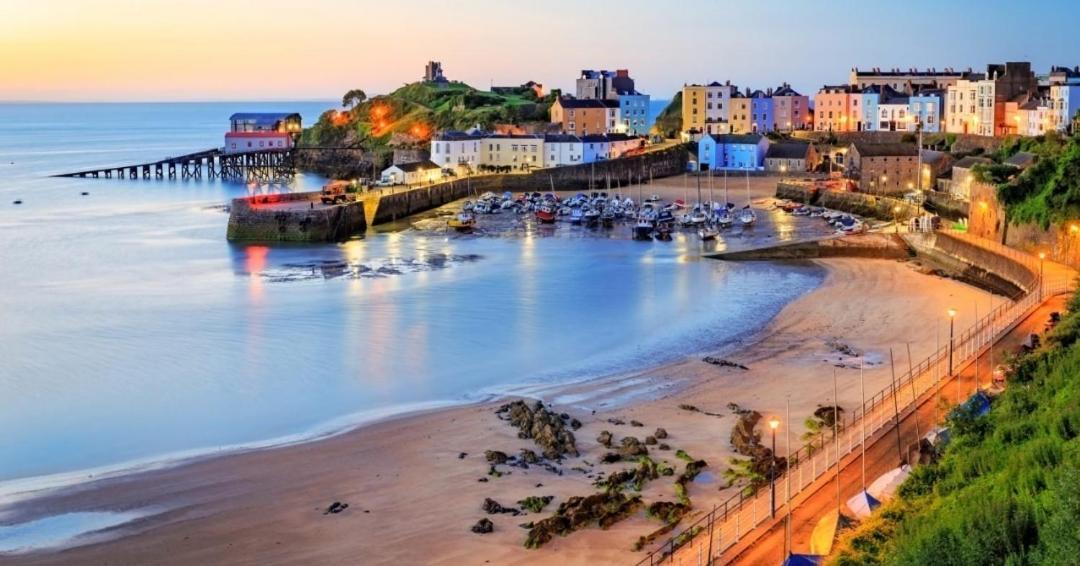 Sea Crest, Beautiful Home In Tenby With Sea Views Exteriér fotografie